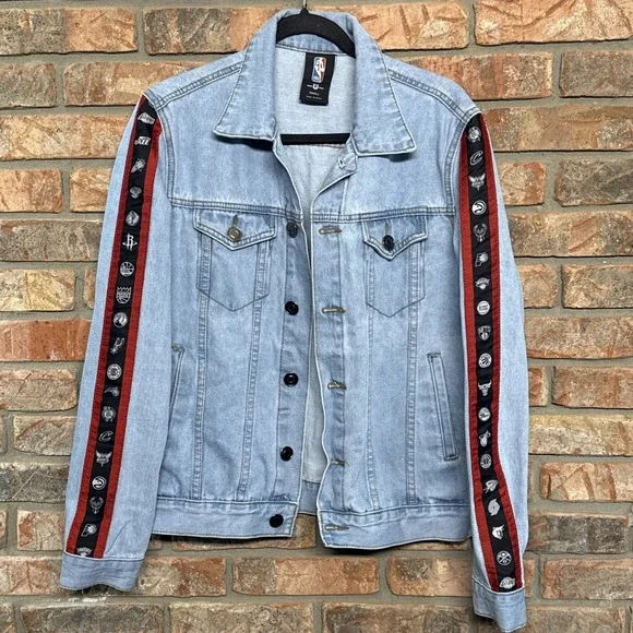 NBA Denim Blue Jean Jacket With Team Logos Size Small Full Button Basketball - Picture 1 of 5